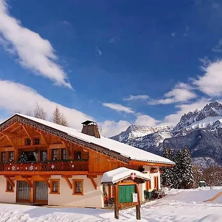 Le Charvet ホテル